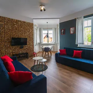 https://apartamenty-pod-wangiem-sun-seasons-24.karpacz-hotel.com